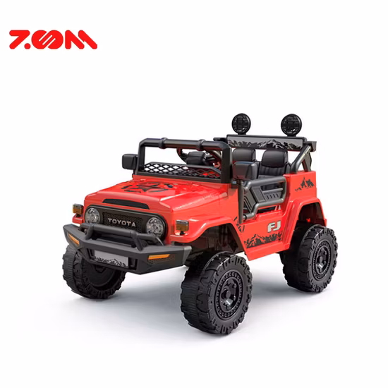 R/C 라이센스를 받은 Toyota Fj Cruiser 차량 문이 열릴 수 있습니다.