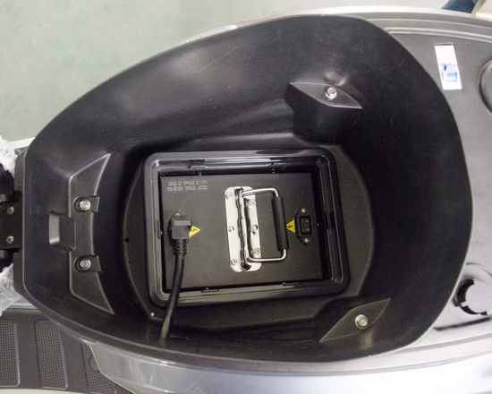 EEC Coc 및 리튬 배터리를 갖춘 고속 전기 스쿠터 오토바이